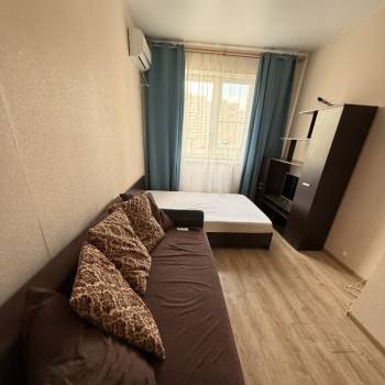 Сдается 1-комнатная квартира, 39 м²