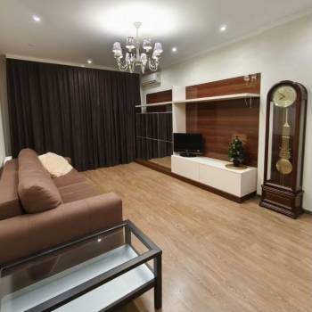 Сдается 2-х комнатная квартира, 75 м²