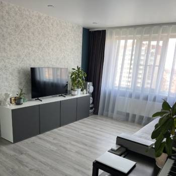 Продается 1-комнатная квартира, 37,9 м²