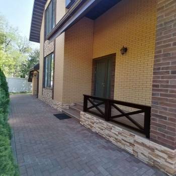 Сдается Дом, 200 м²