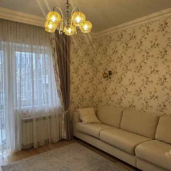 Сдается 1-комнатная квартира, 51 м²