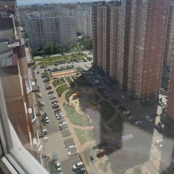 Продается 1-комнатная квартира, 37 м²