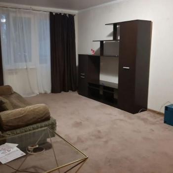 Сдается 1-комнатная квартира, 38 м²