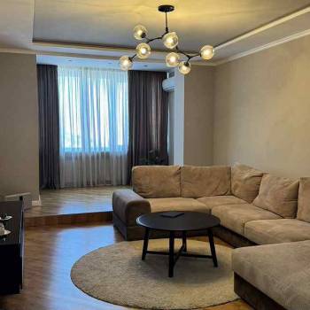 Сдается 2-х комнатная квартира, 70,6 м²