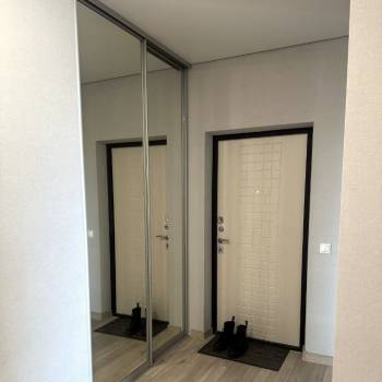 Сдается 1-комнатная квартира, 53 м²