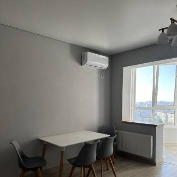 Сдается 1-комнатная квартира, 53 м²