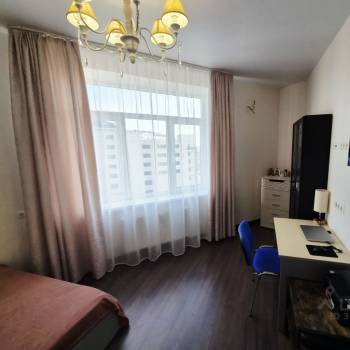 Продается 1-комнатная квартира, 53 м²
