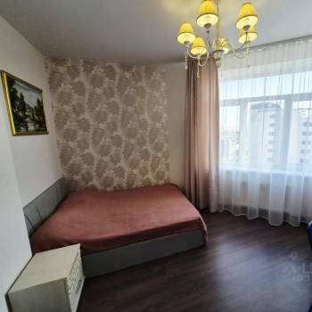 Продается 1-комнатная квартира, 53 м²