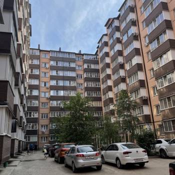 Сдается 1-комнатная квартира, 46,2 м²