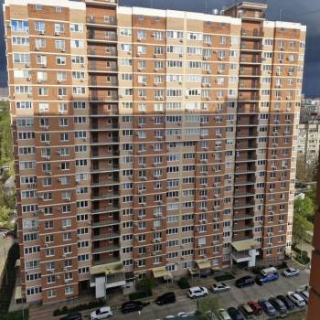 Сдается 1-комнатная квартира, 40 м²