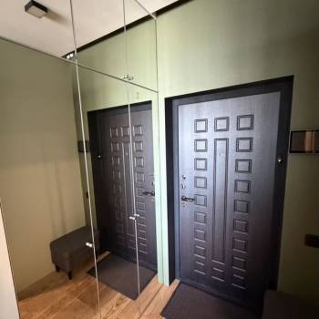 Продается 2-х комнатная квартира, 104 м²
