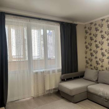 Сдается 1-комнатная квартира, 42 м²
