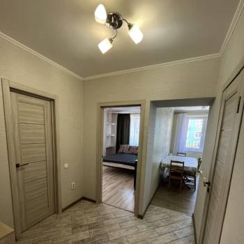 Сдается 1-комнатная квартира, 39 м²