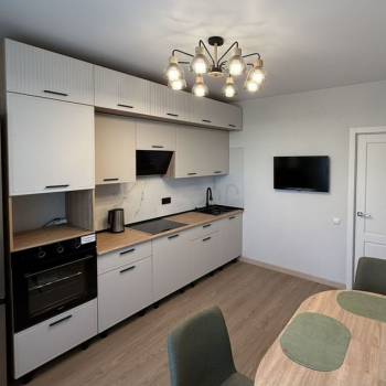 Сдается 1-комнатная квартира, 42,2 м²