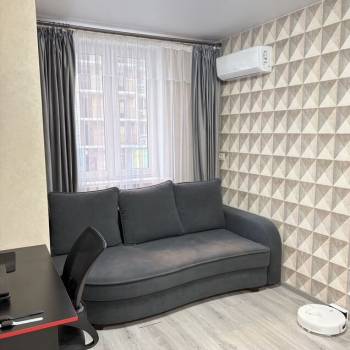 Продается 1-комнатная квартира, 38 м²