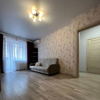 Сдается 1-комнатная квартира, 40 м²