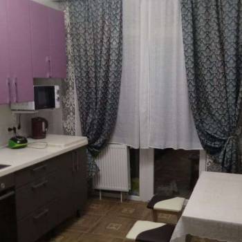 Сдается 1-комнатная квартира, 37 м²