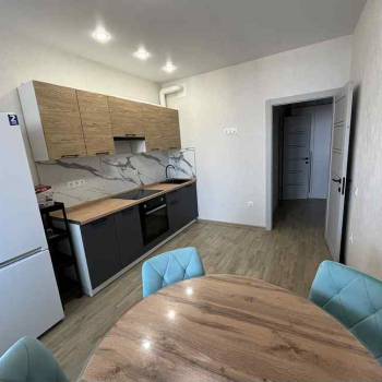 Сдается 1-комнатная квартира, 41 м²