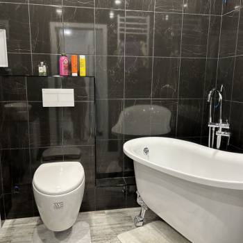 Продается 1-комнатная квартира, 42 м²