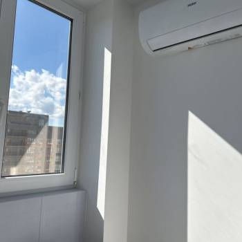 Продается 1-комнатная квартира, 42 м²
