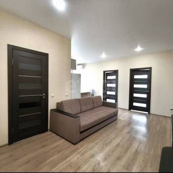 Продается 2-х комнатная квартира, 72 м²