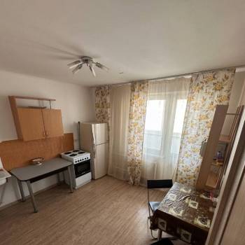 Сдается 1-комнатная квартира, 38,5 м²