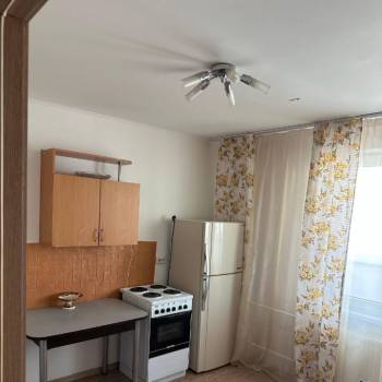 Сдается 1-комнатная квартира, 38,5 м²
