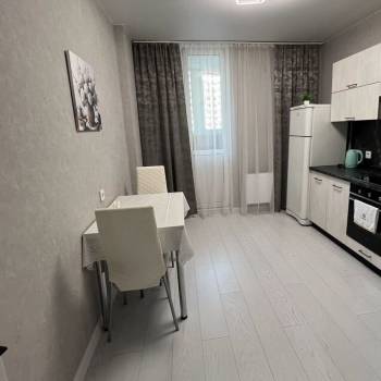 Сдается 1-комнатная квартира, 41,1 м²