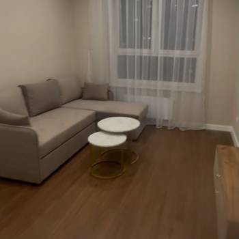 Сдается 1-комнатная квартира, 39 м²