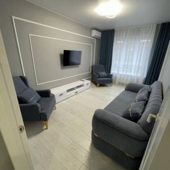 Сдается 2-х комнатная квартира, 65 м²