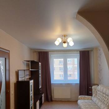 Продается 1-комнатная квартира, 42,7 м²