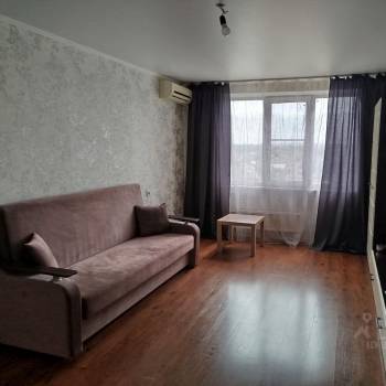 Сдается 1-комнатная квартира, 38 м²