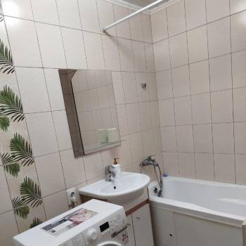 Сдается 1-комнатная квартира, 38 м²