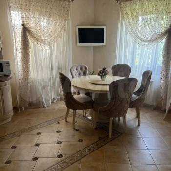 Продается Дом, 200 м²