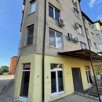 Продается 1-комнатная квартира, 57 м²
