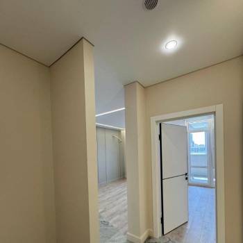 Продается 1-комнатная квартира, 56 м²