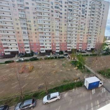 Сдается 1-комнатная квартира, 50 м²