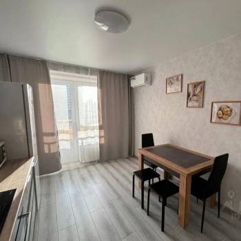 Сдается 2-х комнатная квартира, 67 м²