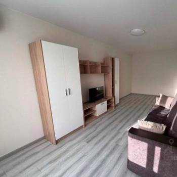 Сдается 2-х комнатная квартира, 67 м²