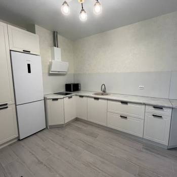 Сдается 1-комнатная квартира, 39 м²