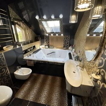 Продается Дом, 200 м²