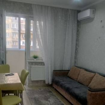 Сдается 1-комнатная квартира, 38 м²