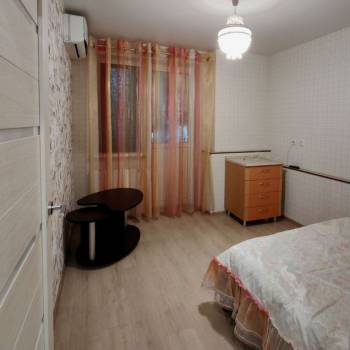 Продается 1-комнатная квартира, 41 м²
