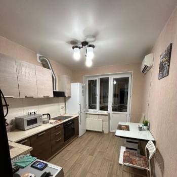 Сдается 1-комнатная квартира, 35 м²