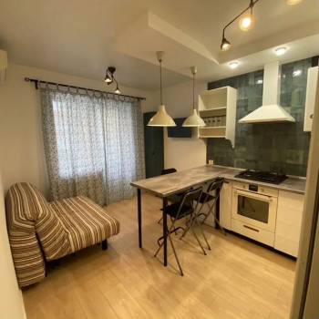 Продается 1-комнатная квартира, 42,9 м²