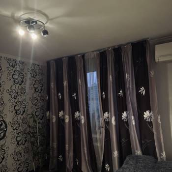 Продается Многокомнатная квартира, 74 м²