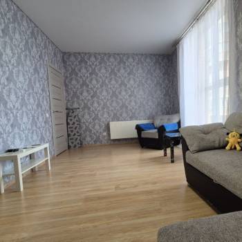 Сдается 1-комнатная квартира, 37 м²