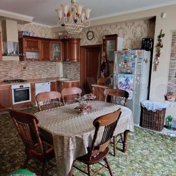 Продается Дом, 250 м²