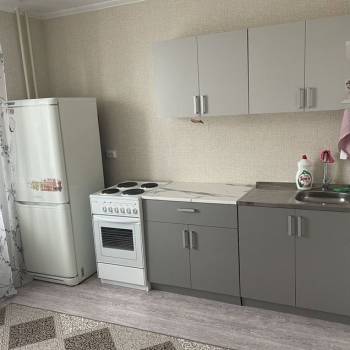 Сдается 1-комнатная квартира, 38 м²