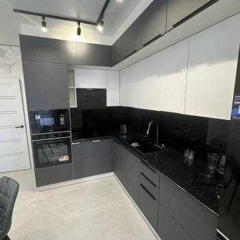 Сдается 1-комнатная квартира, 40,7 м²